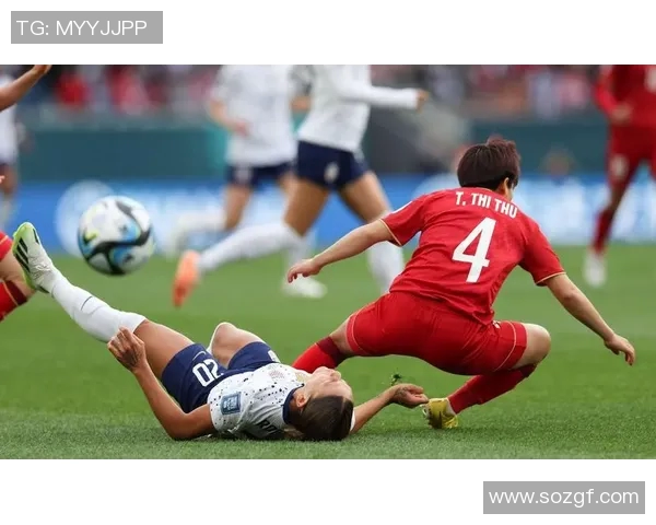 球星训练花式足球技巧揭秘 从基础到进阶的完美演绎与实战应用 球星训练花式足球技巧揭秘 从基础到进阶的完美演绎与实战应用